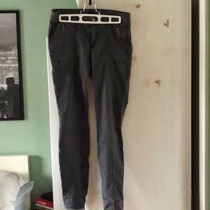 Gap grey jean legging size U.S. 2A